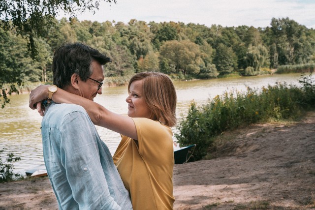 Michał Czernecki i Joanna Kulig - para zakochanych, którzy są zmuszeni założyć rodzinę patchworkową