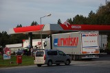 Słowacy tankują swoje samochody w Barwinku. Benzyna w Polsce jest dużo tańsza [ZDJĘCIA]