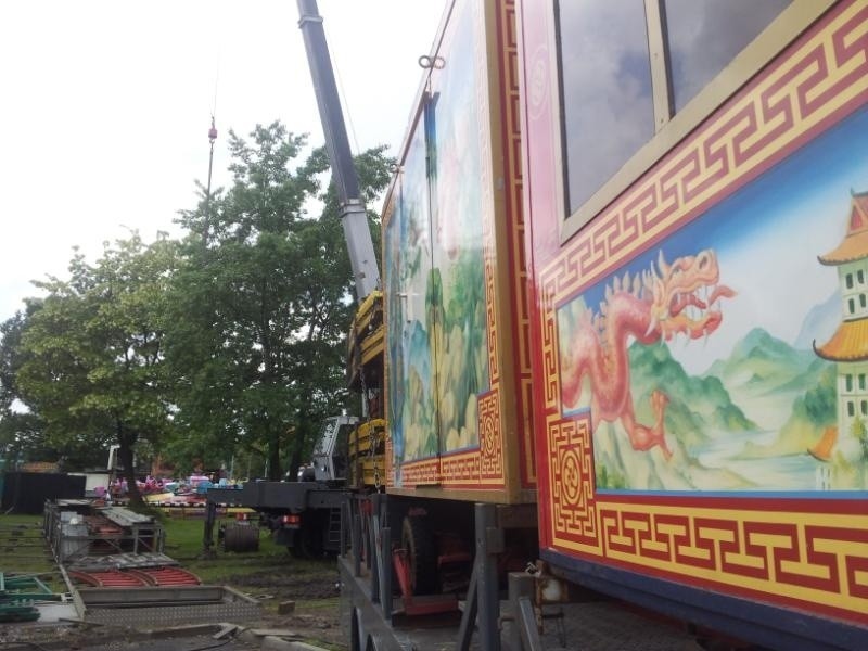 We Wrocławiu powstaje potężny lunapark. Znamy ceny biletów (ZDJĘCIA)