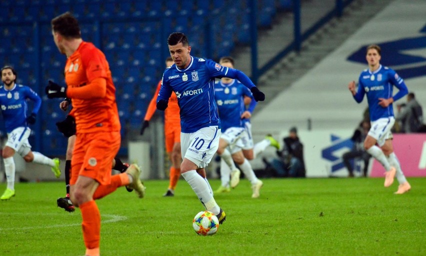 08.02.2019 poznan ww lech poznan zaglebie lubin 1-2 pilka...