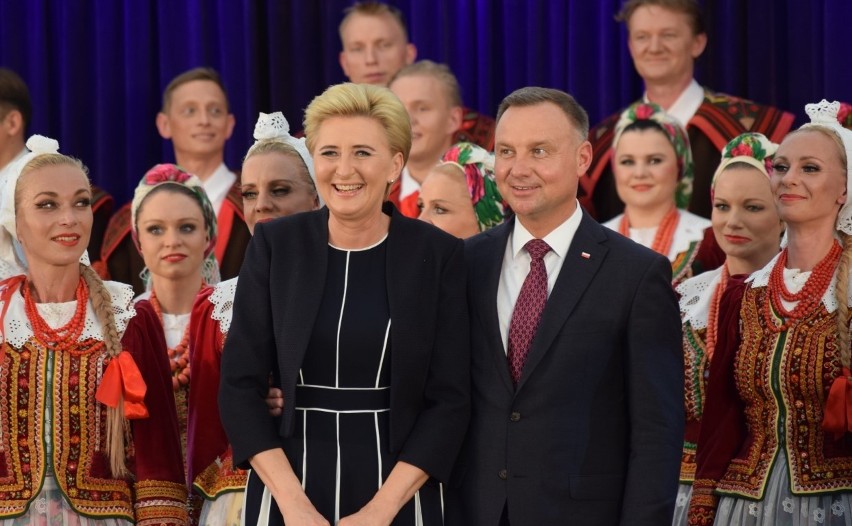 Prezydent Andrzej Duda i prezydentowa Agata Duda w...