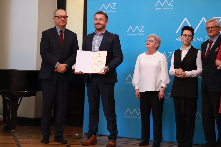Uniwersytet Medyczny w Białymstoku. Minister zdrowia nagrodził białostockich uczonych