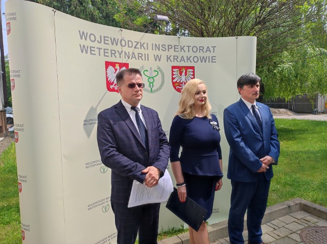 Konferencja prasowa Wojewódzkiego Inspektoratu Weterynarii w Krakowie - małopolskich służb weterynaryjnych i sanitarnych dot. sytuacji epidemicznej związanej z ptasią grypą.