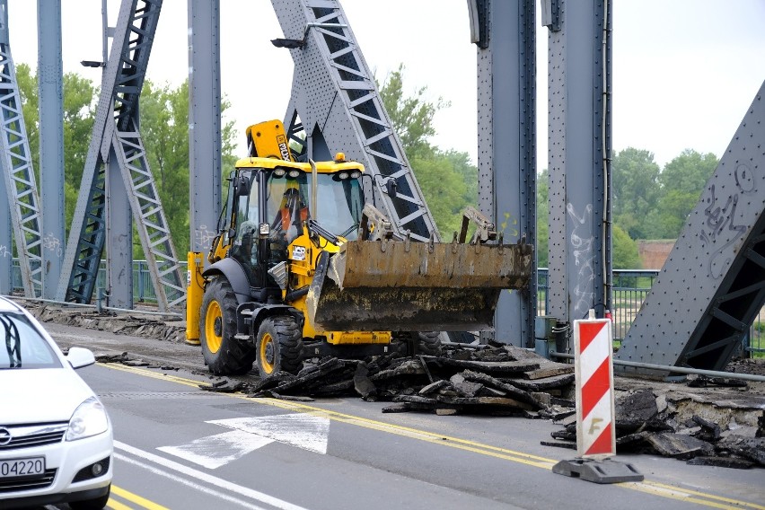 Przebudowa toruńskiego mostu drogowego pochłonie ponad 120...