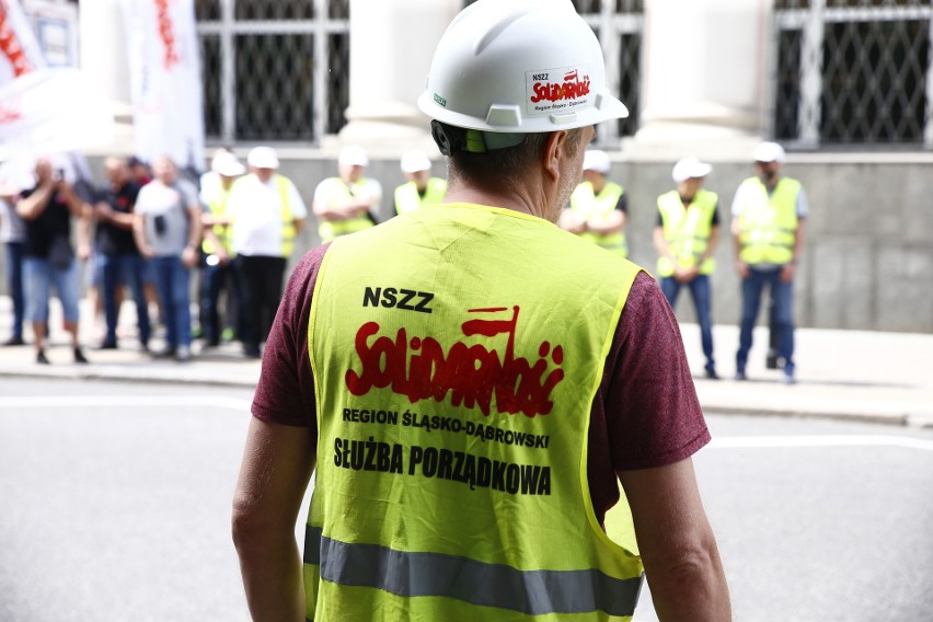 Protest górników i energetyków  w Warszawie. „Jawne łamanie...