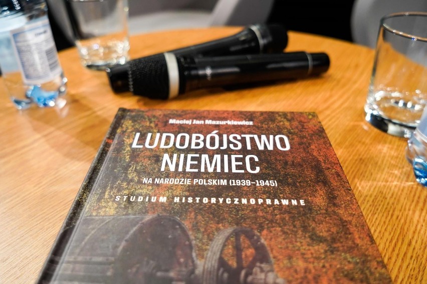 „Ludobójstwo Niemiec...”. Promocja książki dr Macieja...