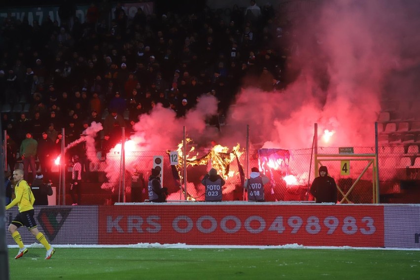 04.03.2022. Kibice na meczu Zagłębie Sosnowiec - GKS...