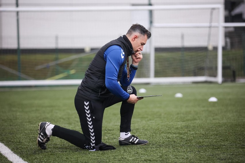 9.01.2023, Kraków: pierwszy zimowy trening piłkarzy Garbarni