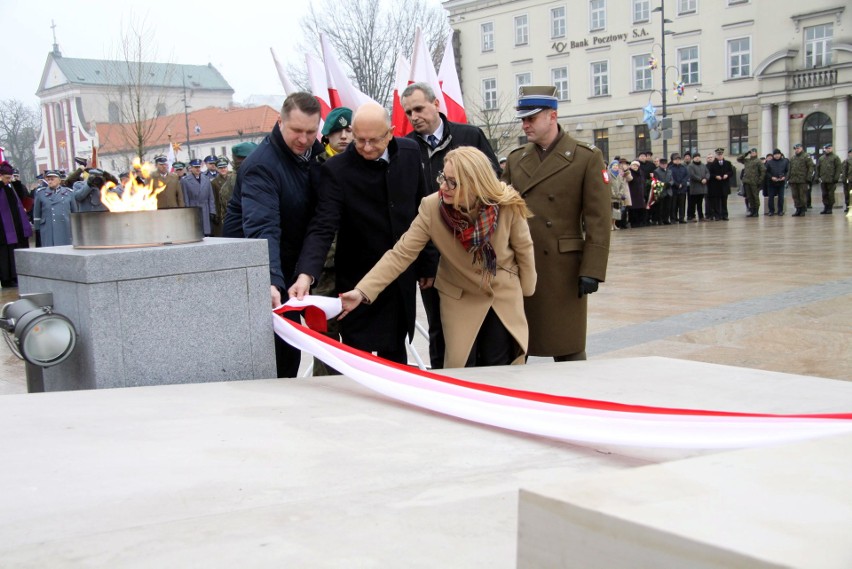 Odsłonięcie pomnika Nieznanego Żołnierza na placu Litewskim w Lublinie (ZDJĘCIA, WIDEO) 