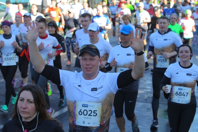 W jedenastej edycji PKO Poznań Półmaraton ma wystartować prawie 11 tys. osób. Początek zmagań na ponad 21-kilometrowej trasie o godz. 10