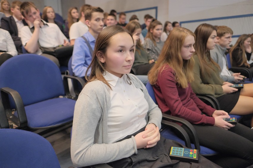 Wielki test wiedzy o niepodległości. Grupa gimnazjalna (ZDJĘCIA)