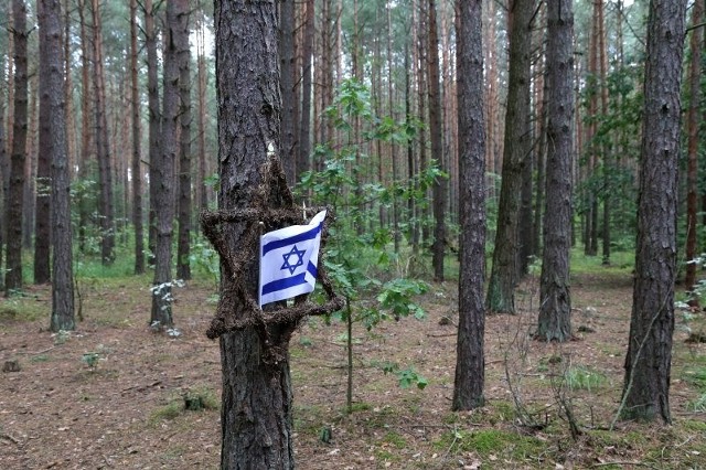 Żydzi z Tykocina zamordowani w Lesie Łopuchowskim