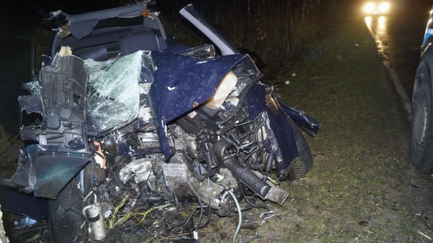Wypadek koło Motarzyna. Poszkodowany kierowca trafił do szpitala [ZDJĘCIA]