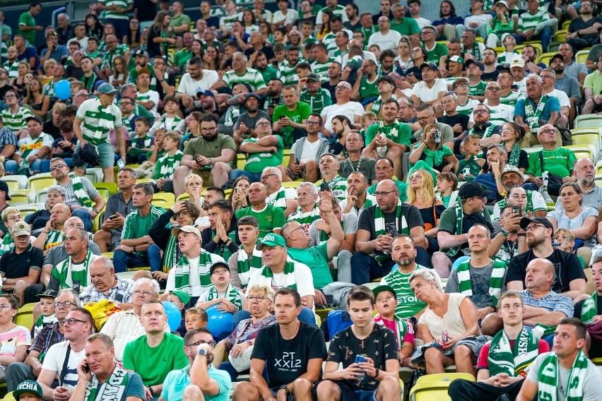 Arka Gdynia na derbach Trójmiasta z Lechią Gdańsk spodziewa się ponad dziesięciu tysięcy widzów. Klub z Gdańska z ofertą dla swoich fanów