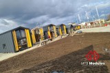 Firma z Chojnic chce podarować miastu 6 domków modułowych dla uchodźców. Lokalny działacz Konfederacji jest na nie