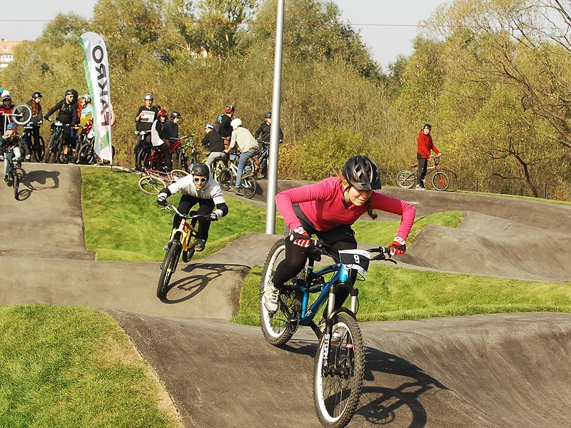 Otworzyli pumptrack w Nowym Sączu [ZDJĘCIA, WIDEO]