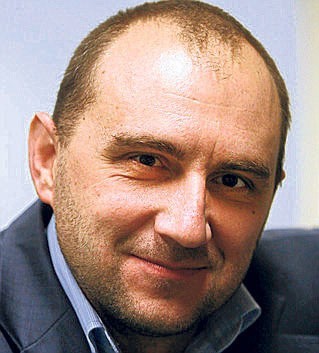 Dr Krzysztof Prendecki
