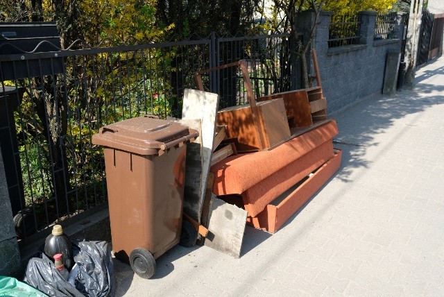 Odpady wielkogabarytowe z ul. Kopanina będą zabrane