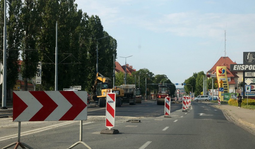 Część zapowiadanych od poniedziałku zmian w organizacji...