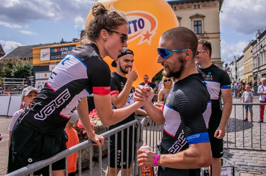 Kilkuset zawodników wzięło udział w LOTTO Triathlon Energy....