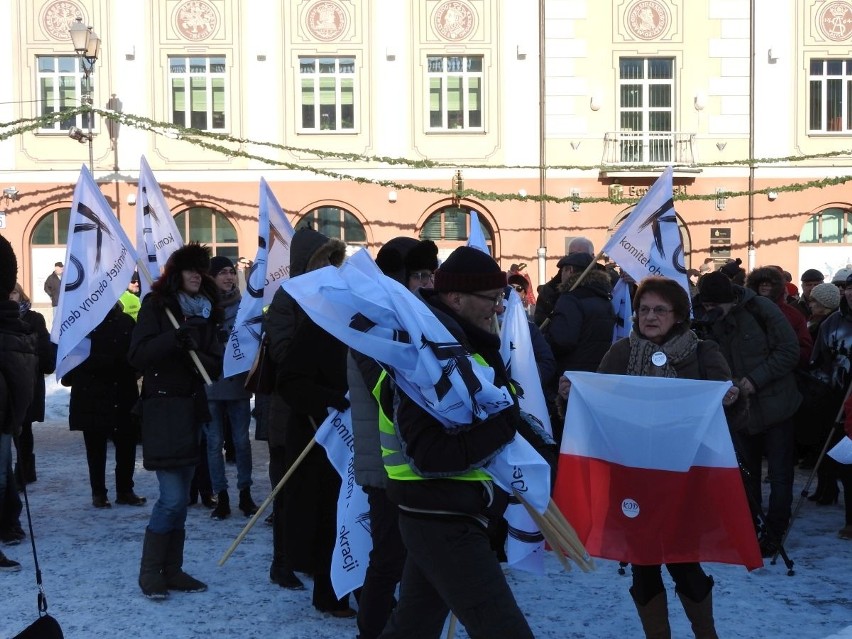 Manifestacja KOD w Białymstoku.
