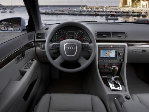 Fot. Audi: Tablica przyrządów uważana jest za wzór...
