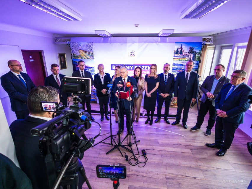 Prawo i Sprawiedliwość  w Radomiu zaprezentowało kandydatów na radnych do Sejmiku Województwa Mazowieckiego 