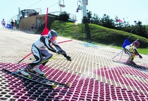Do narciarskich wyścigów na "Malta Ski" nie trzeba śniegu