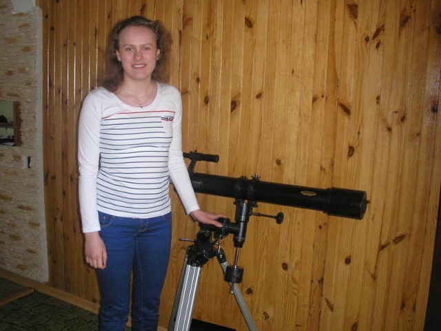 Kinga Bykowska z gimnazjum w Gielniowie lubi biologię, astronomię i obserwację nieba przez teleskop.