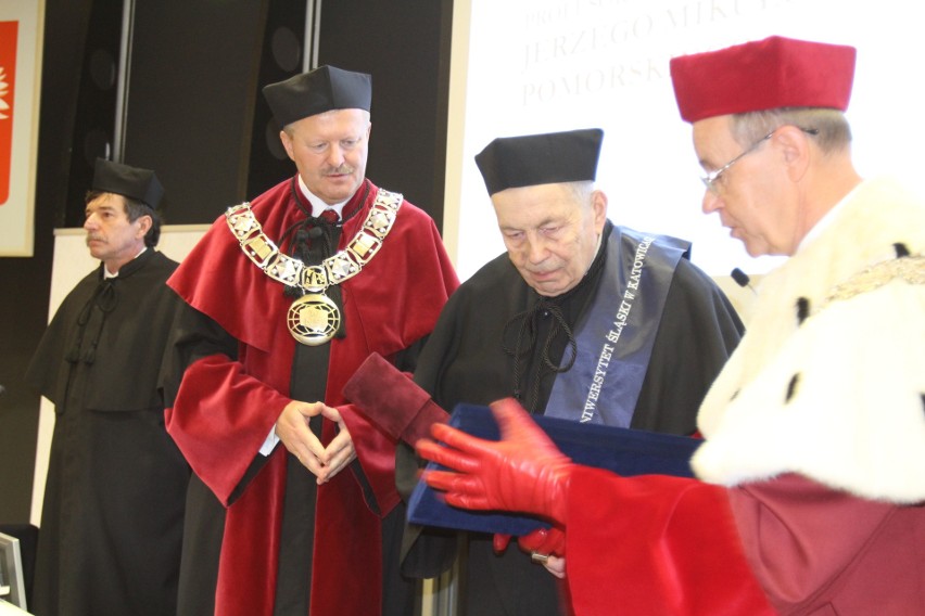 Uroczystość nadania tytułu doktora honoris causa...