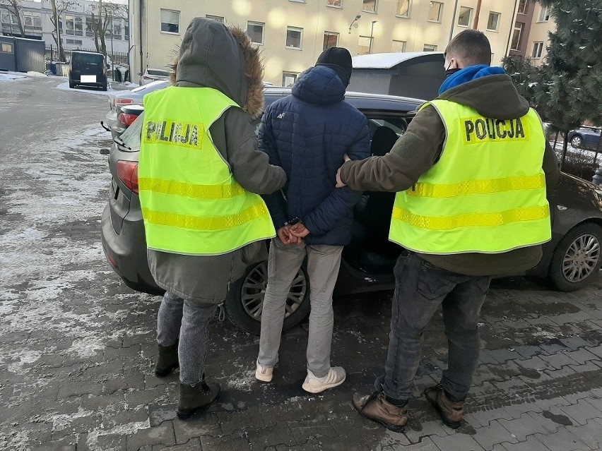 Policjanci zatrzymali złodziei, którzy skradli puszkę WOŚP w sklepie w Łodzi