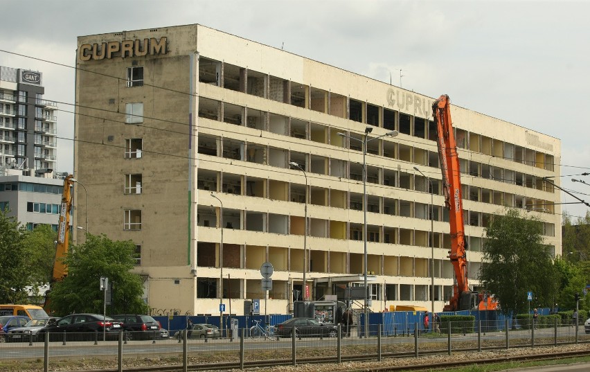 Od 1967 roku był stałym elementem w krajobrazie Wrocławia....