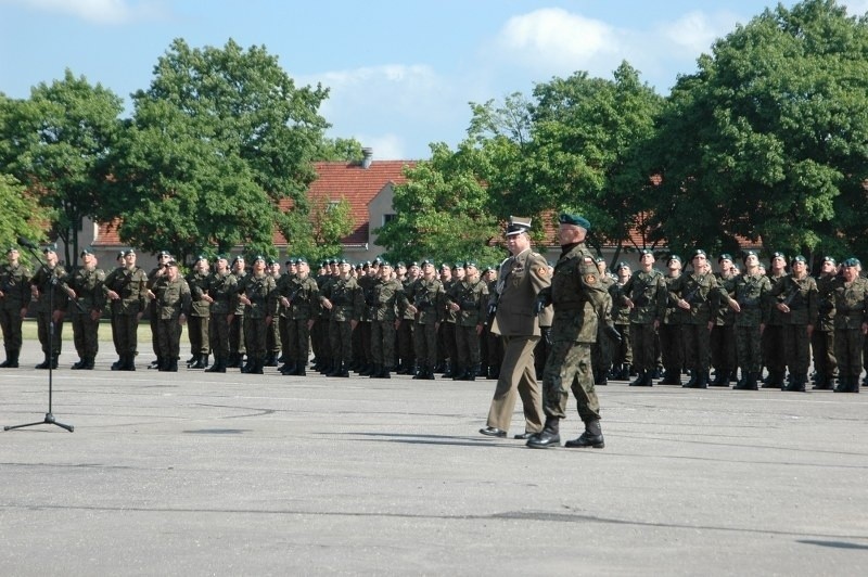 Poznań: Kilkuset żołnierzy NSR złożyło przysięgę [ZDJĘCIA]