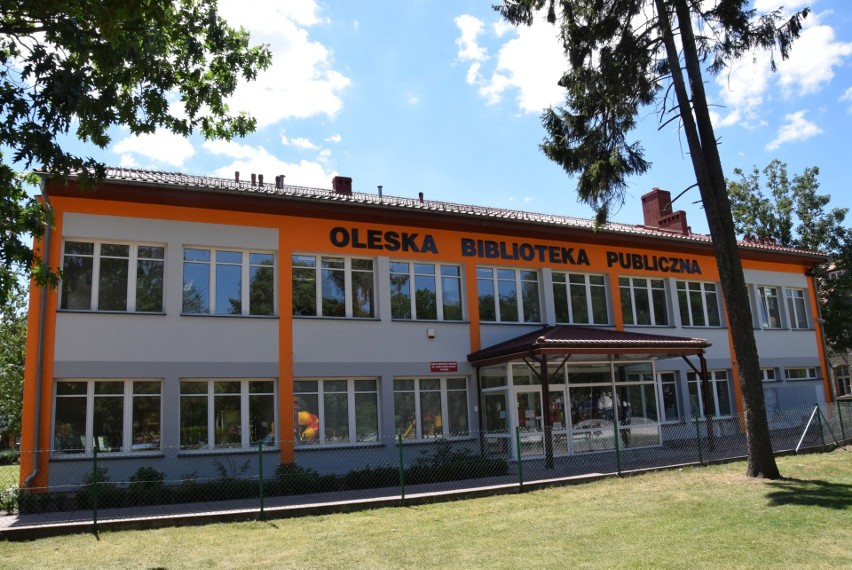 Oleska Biblioteka Publiczna po remoncie