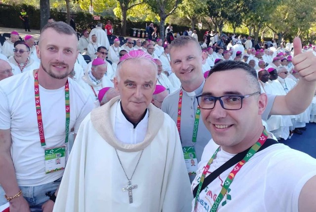 Ksiądz biskup Marian Florczyk na Światowych Dniach Młodzieży w Lizbonie