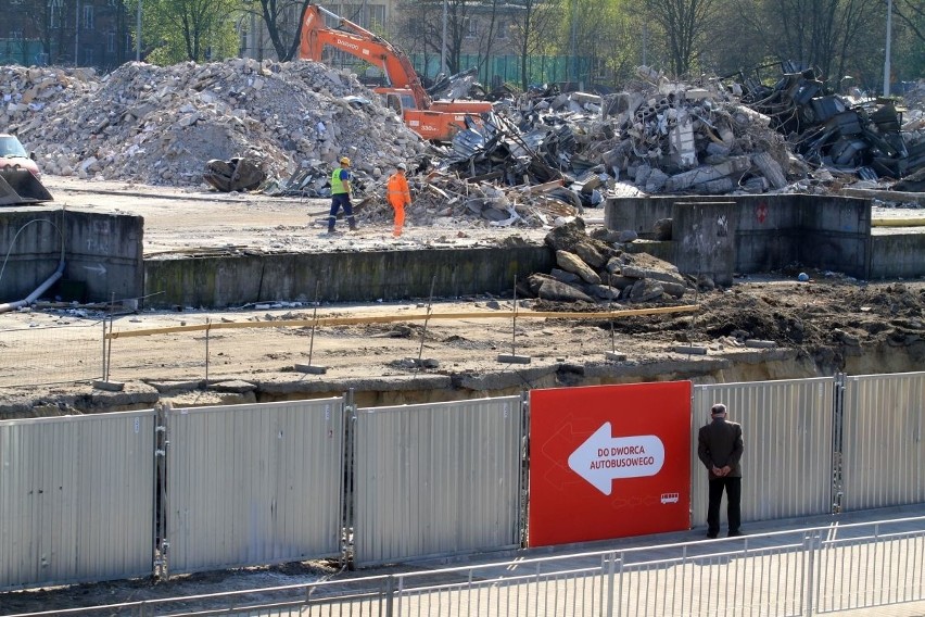 Wrocław: Dworca autobusowego już nie ma (ZDJĘCIA)