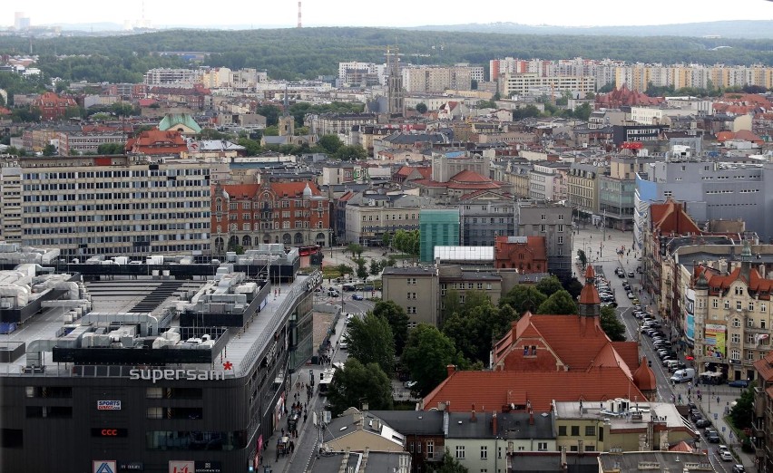 Widok na Katowice z wieżowca Stalexportu, lipiec 2020....