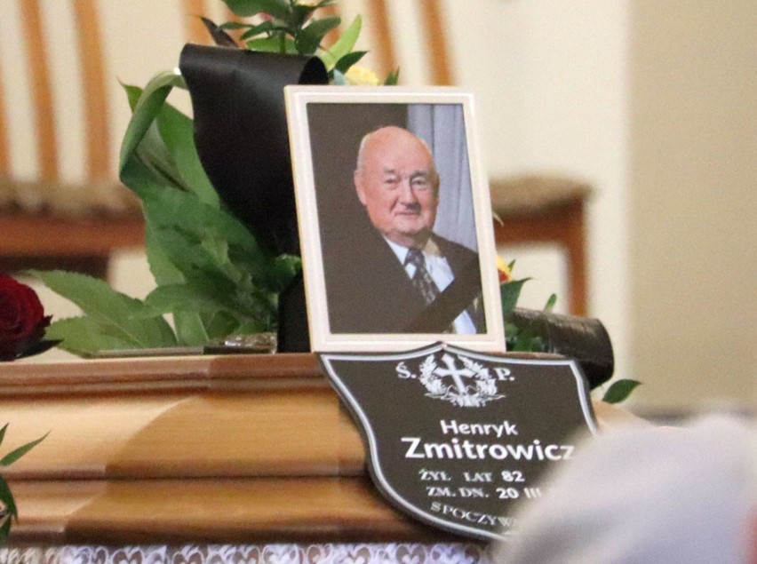 Pogrzeb dyrektora i trenera Henryka Zmitrowicza w Kozienicach (ZDJĘCIA) 