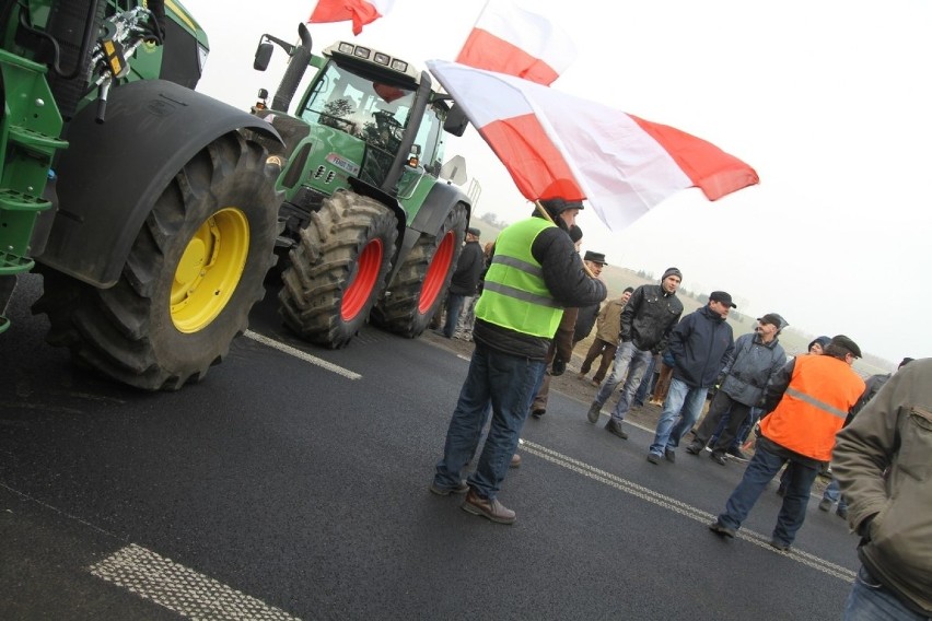 Renata Beger protestowała z rolnikami pod Złotowem. Wraca do...