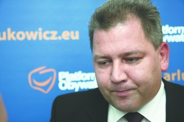 Krzysztof Lisek jest eurodeputowanym z woj. podlaskiego i warmińsko-mazurskiego. Zapewnia, że będąc prezesem spółki Campus, robił wszystko zgodnie z prawem.