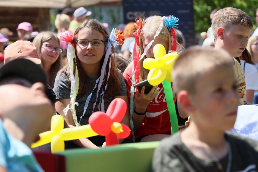 Dzień dziecka w klimacie folk. Zobacz jak najmłodsi bawili się w lubelskim skansenie