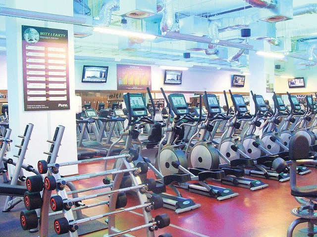 Klub oferuje nowoczesny sprzęt do ćwiczeń, salę do tzw. indoor cyclingu, wielofunkcyjne systemy do ćwiczeń siłowych. 
