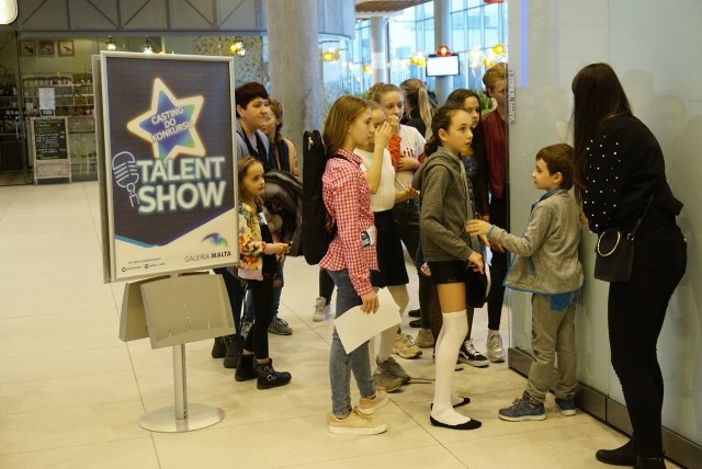 Weekend w Galerii Malta w Poznaniu upływa pod znakiem utalentowanych dzieciaków. W centrum handlowym odbywa się bowiem specjalne Talent Show. Zwieńczeniem wydarzenia będzie występ Roksany Węgiel.Przejdź do kolejnego zdjęcia --->