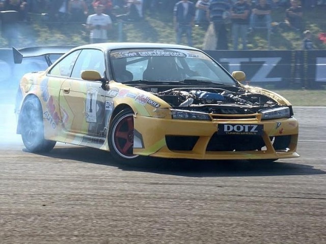 Finał Driftingowych Mistrzostw Polski 2011. Zobacz zdjęcia