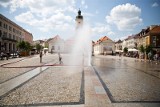 Radny PiS chce, by miasto stawiało kurtyny wodne w różnych punktach Białegostoku. Wodociągi mówią jednak: Nie