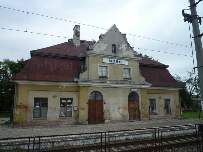 Dworzec w Mońkach.