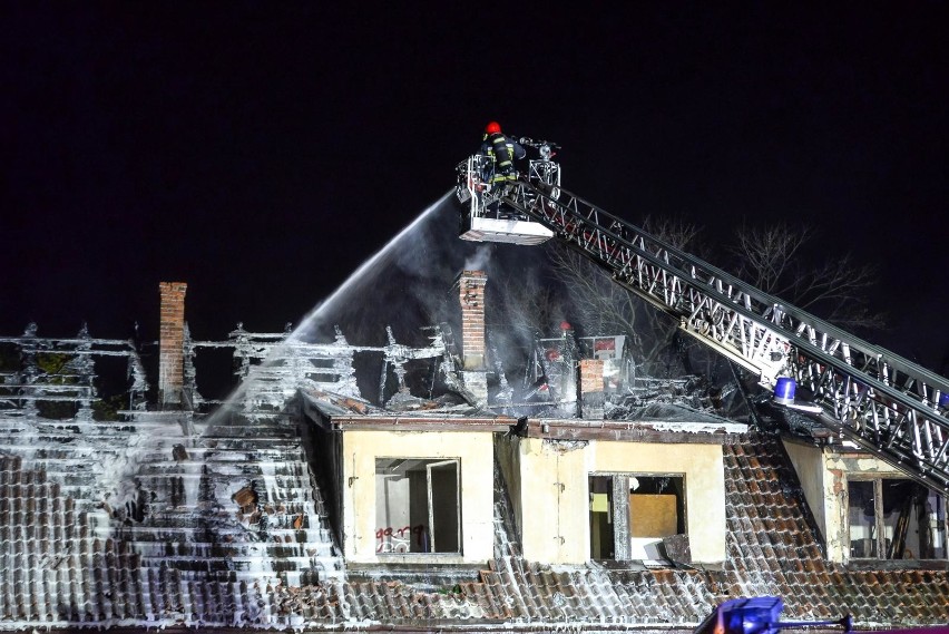 Pożar na terenie Gedanii w gdańskim Wrzeszczu 11.04.2020