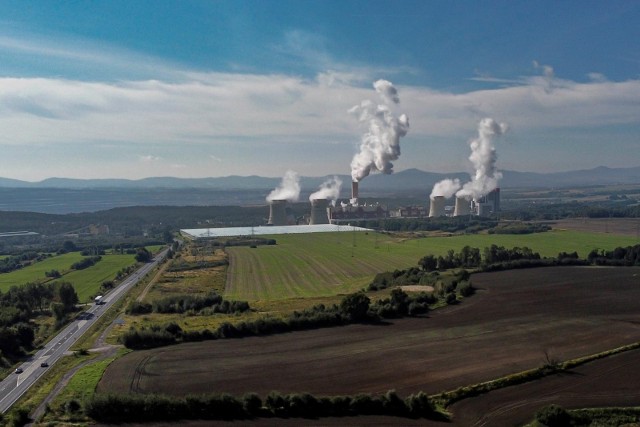 Postanowienie WSA w Warszawie nie jest prawomocne i przysługuje możliwość wniesienia zażalenia do Naczelnego Sądu Administracyjnego.