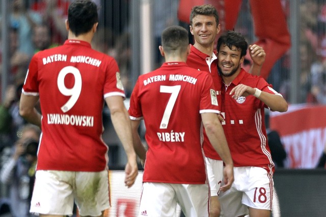 Robert Lewandowski nie zdobył dziś gola, ale Bayern i tak wygrał, pogrążając Darmstadt w dole tabeli.