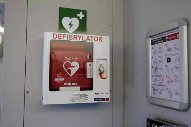 Defibrylator AED